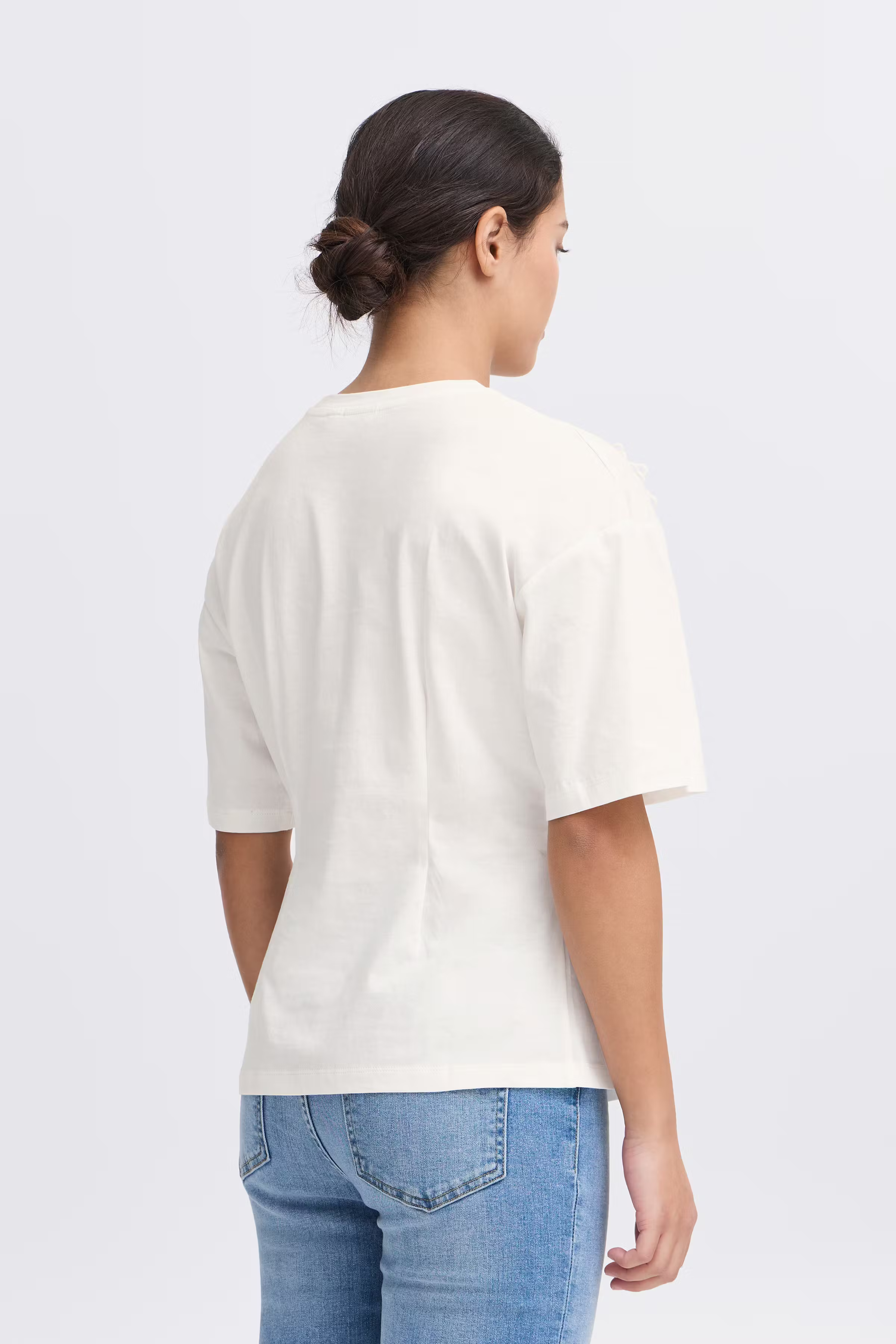 IHNABIA T-shirt LOOKBOOK BACK 20122706-114201