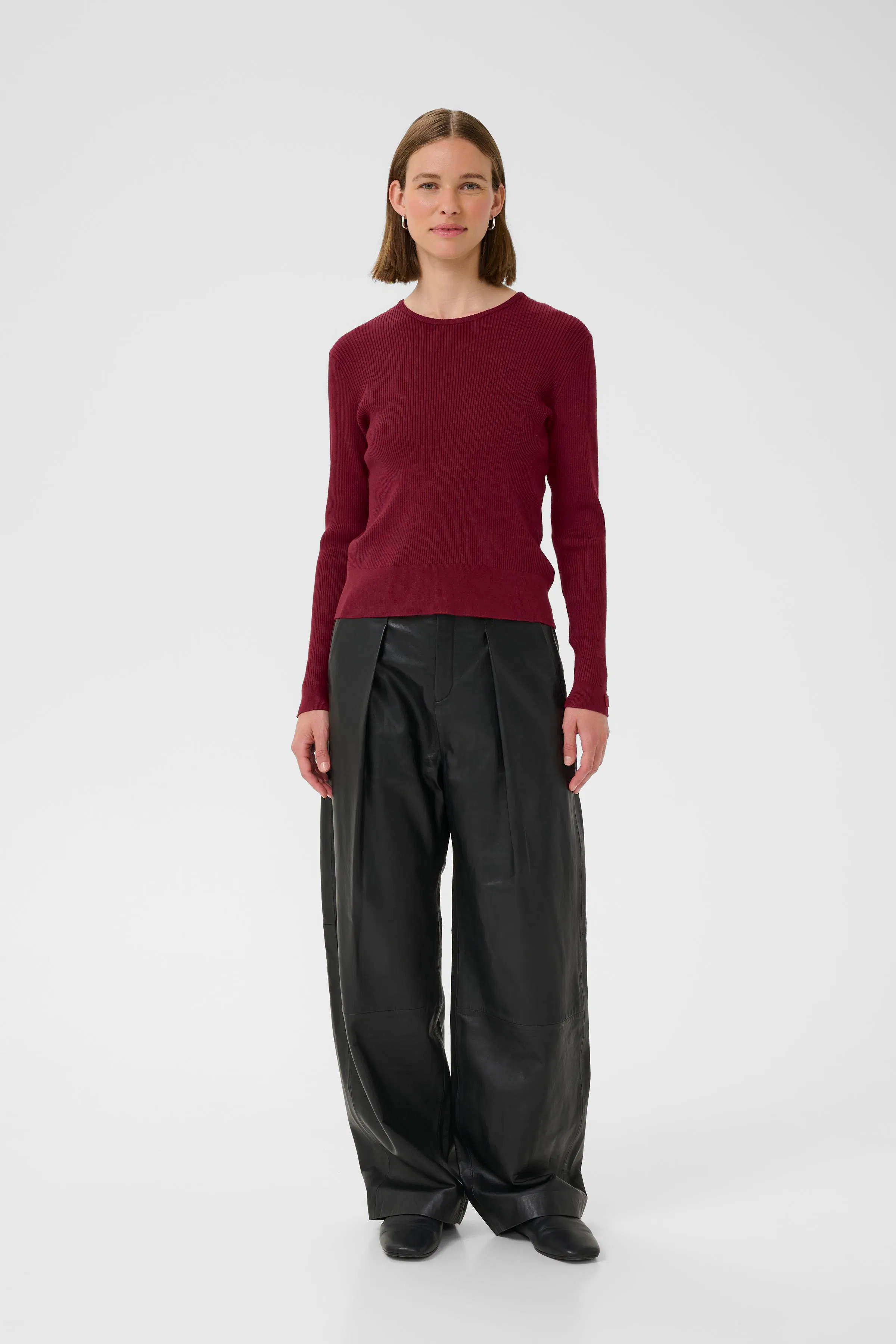 LeenahIW Pullover LOOKBOOK FRONT 30110803-191724
