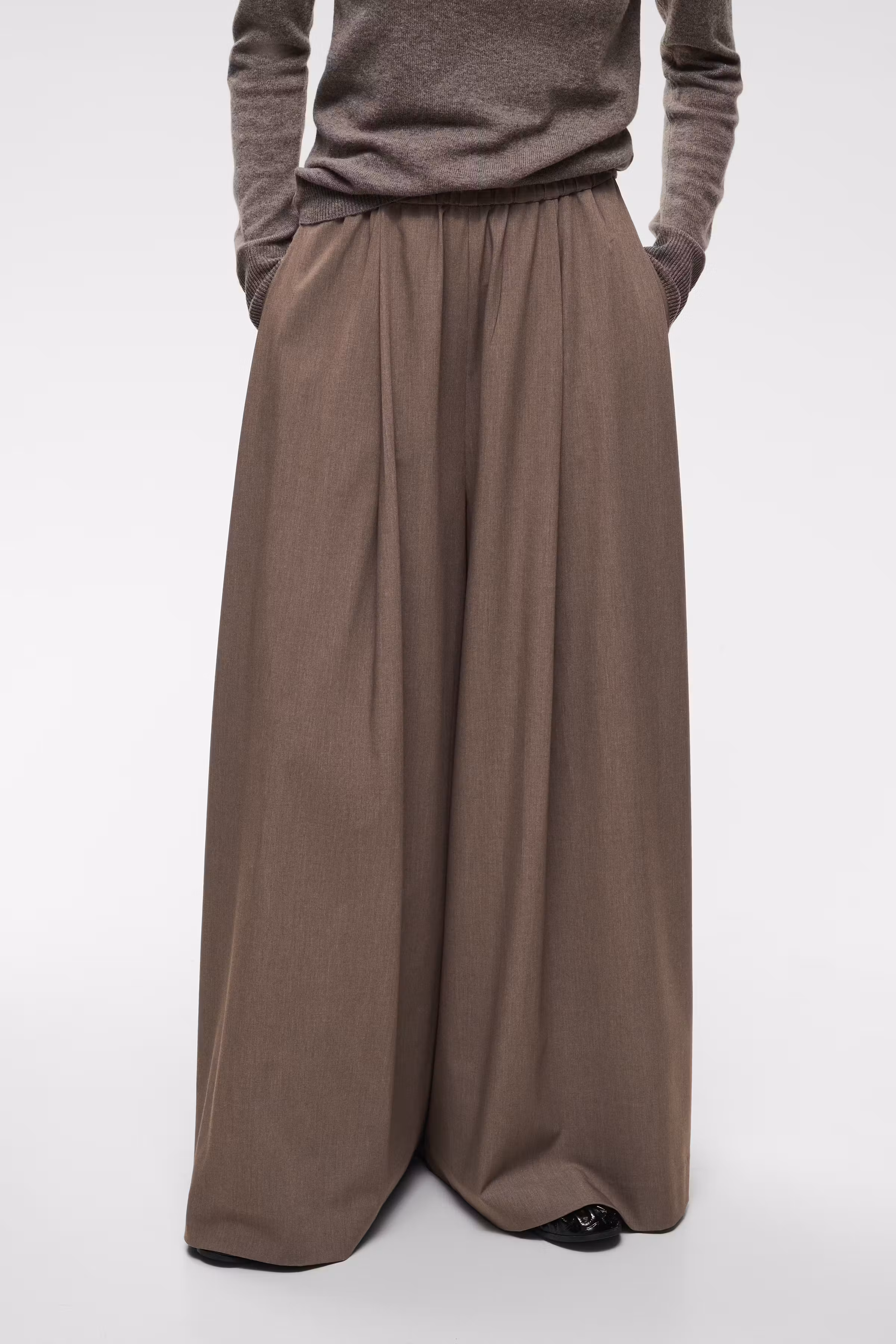 CLEOHIW Hose LOOKBOOK FRONT 30112880-1911091