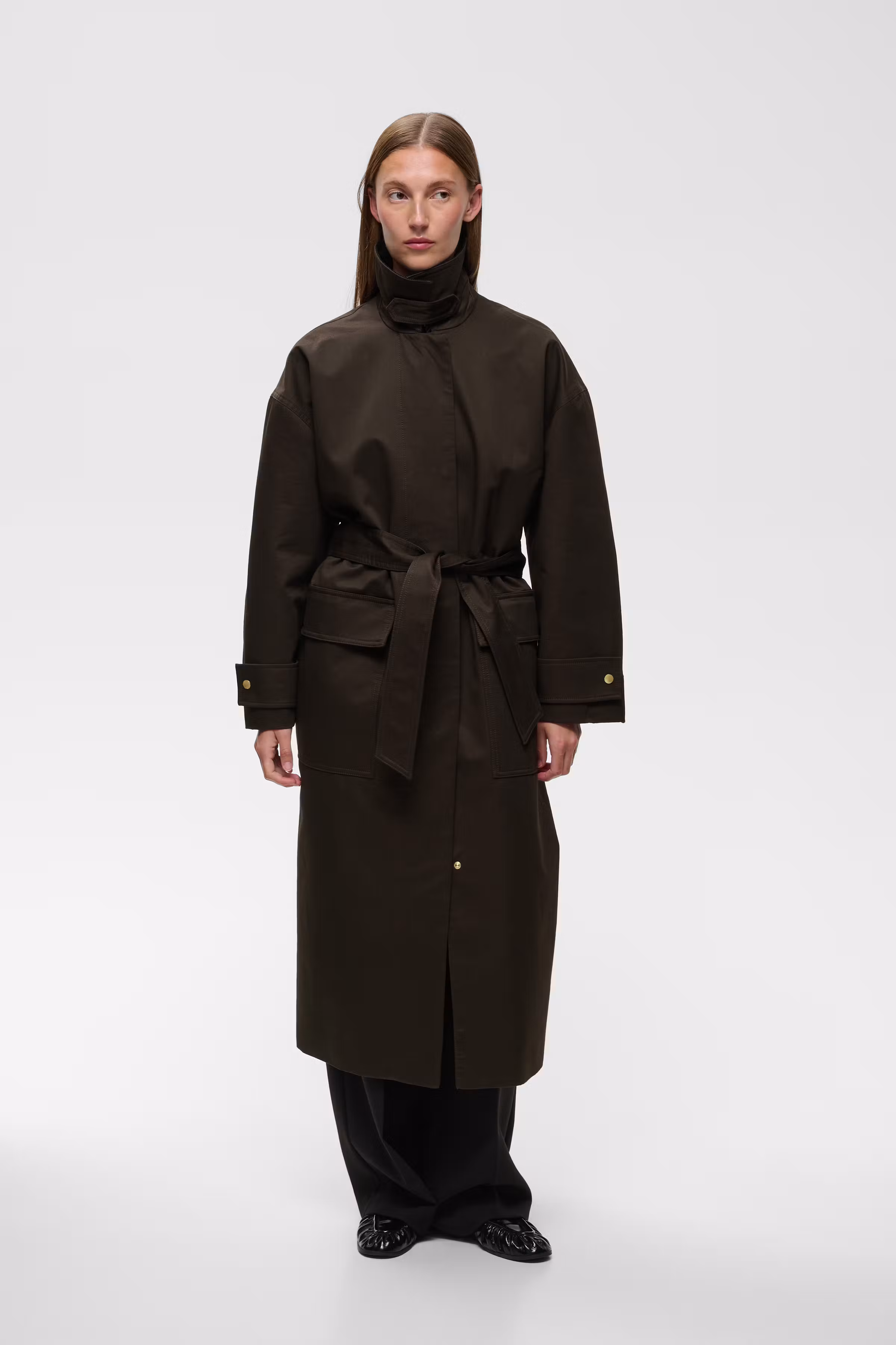 HUNTERYIW Kåpe LOOKBOOK FRONT 30112706-191109