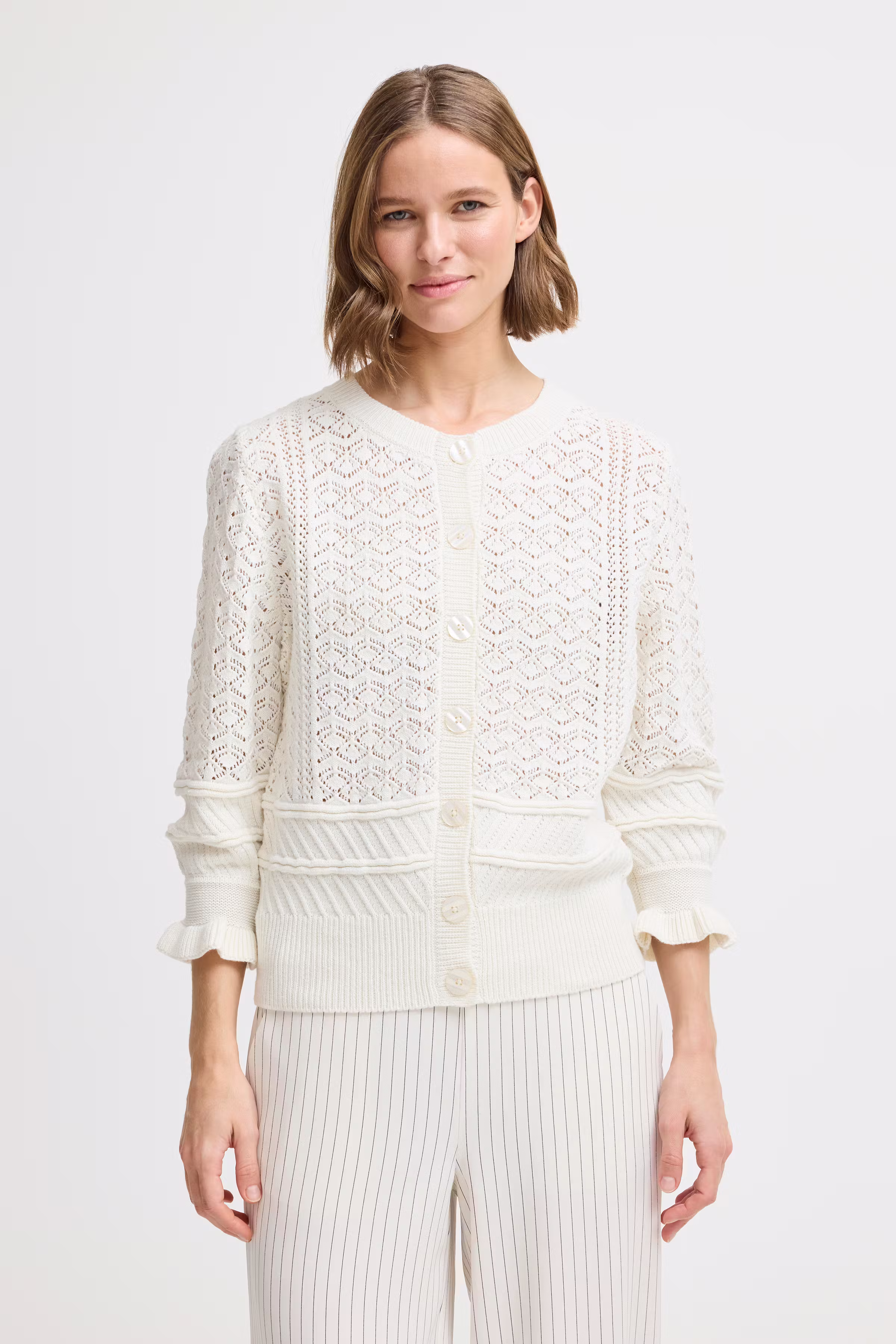 BYNAJO Cardigan LOOKBOOK FRONT 20816644-130905