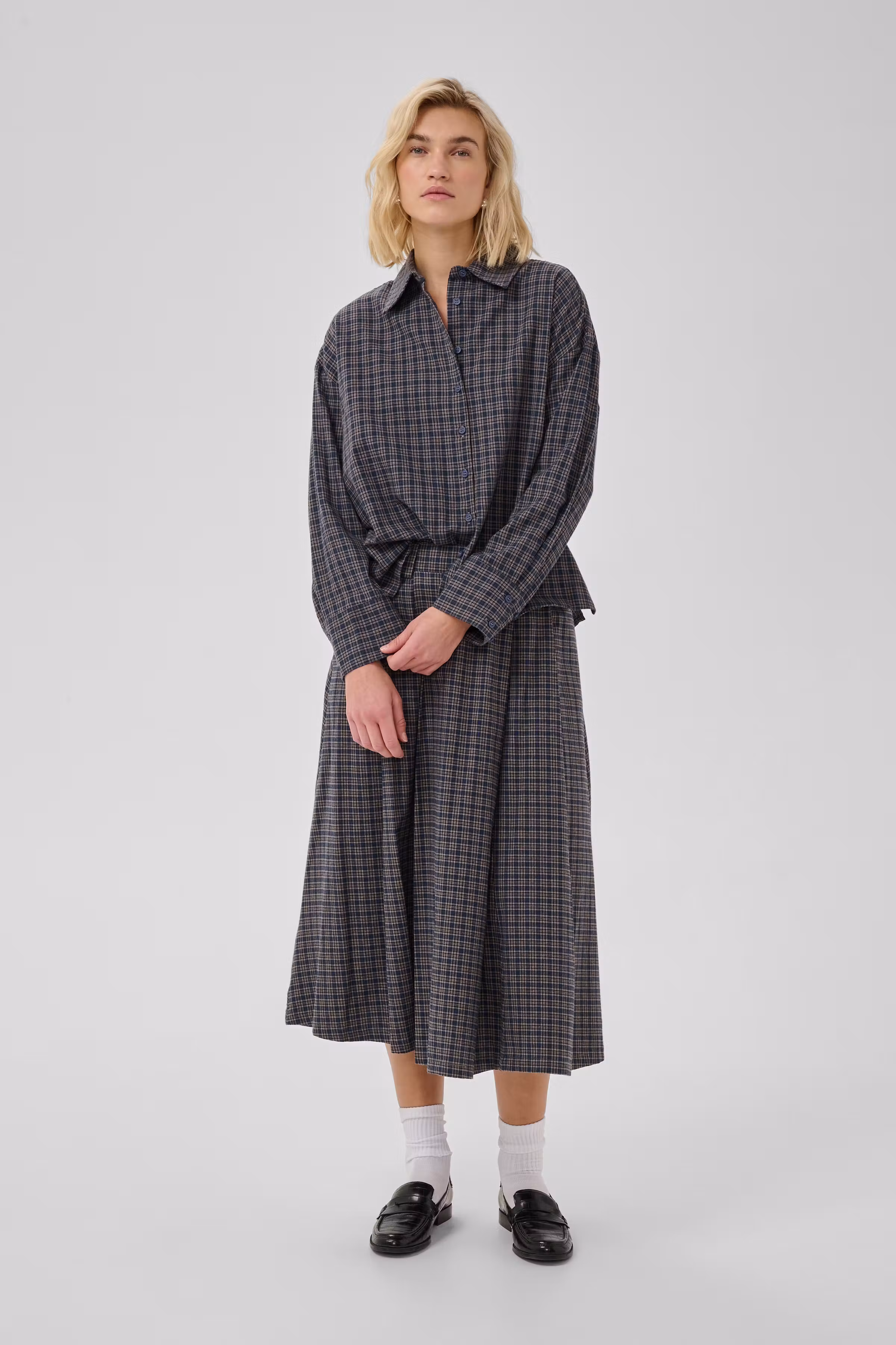 MWLennie Shirt LOOKBOOK FRONT 10705701-107076