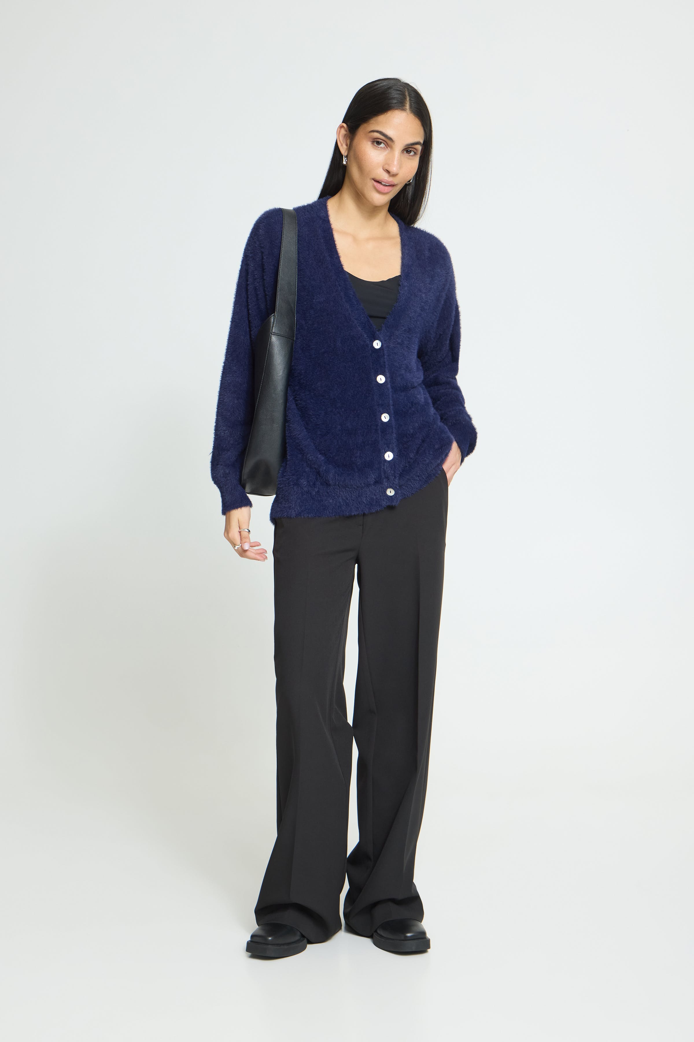IHBRULA Cardigan LOOKBOOK FRONT 20124620-193831