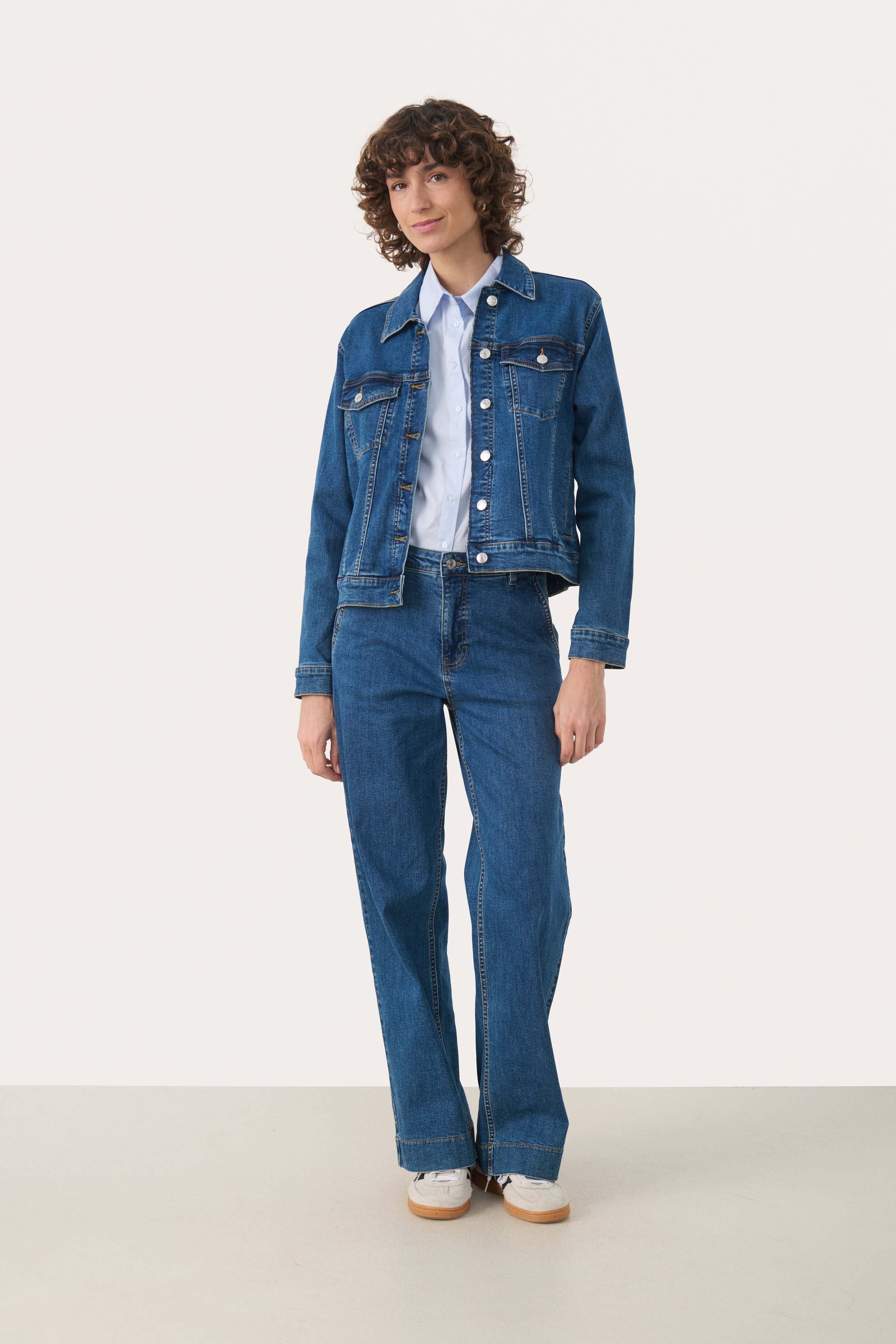 NicholiaPW Denim Jacket  LOOKBOOK FRONT 30309883-300157